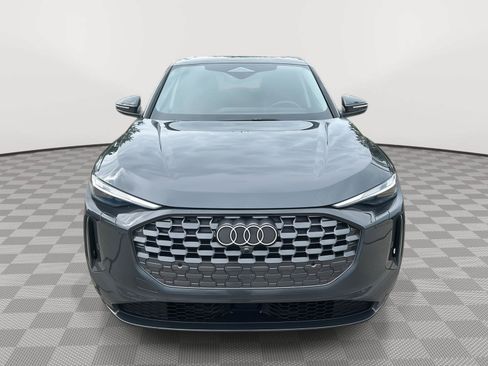 Used 2025 Audi Q5 Premium w/ Convenience Package AWD/4WD image 2