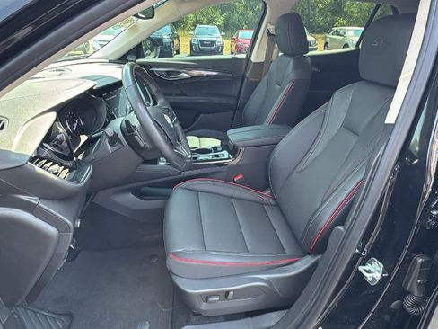 Certified 2023 Buick Envision Essence w/ Sport Touring Package AWD/4WD image 8