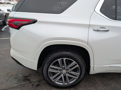 Used 2022 Chevrolet Traverse High Country image 8