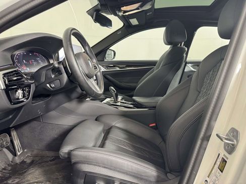 Used 2023 BMW 530i xDrive 530i xDrive w/ M Sport Package image 4