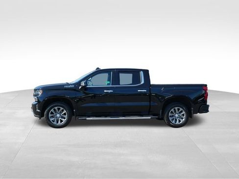 Used 2019 Chevrolet Silverado 1500 High Country w/ Technology Package AWD/4WD image 4