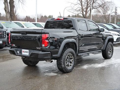 Used 2024 Chevrolet Colorado ZR2 image 10