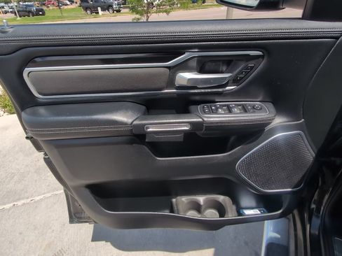 Used 2020 RAM 1500 Laramie w/ Sport Appearance Package AWD/4WD image 11