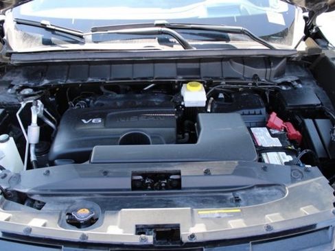 Used 2023 Nissan Pathfinder Platinum w/ Lighting Package (N93) image 9