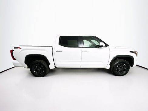 Used 2025 Toyota Tundra SR5 w/ SR5 Convenience Package image 10