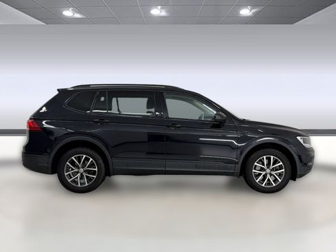 Used 2021 Volkswagen Tiguan S FWD image 8