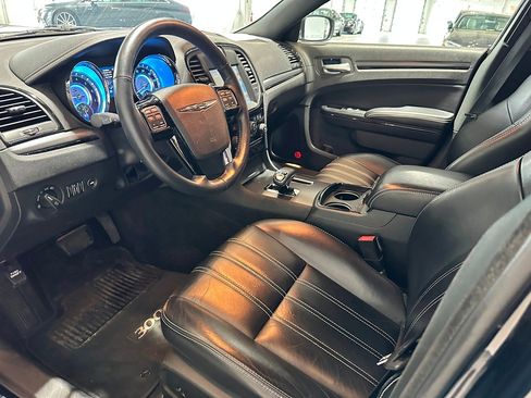 Used 2012 Chrysler 300 S w/ Luxury Group AWD/4WD image 7