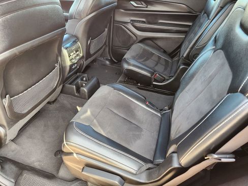 Used 2023 Jeep Grand Cherokee L Laredo image 33