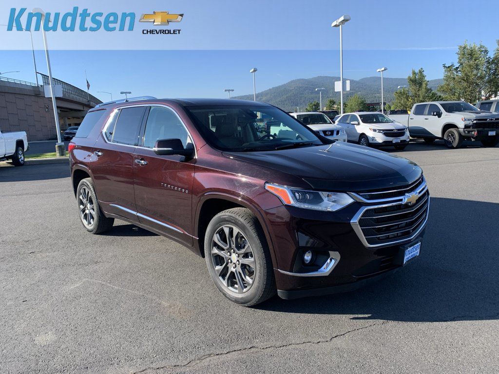Used 2021 Chevrolet Traverse Premier w/ LPO, Floor Liner Package AWD/4WD image 1