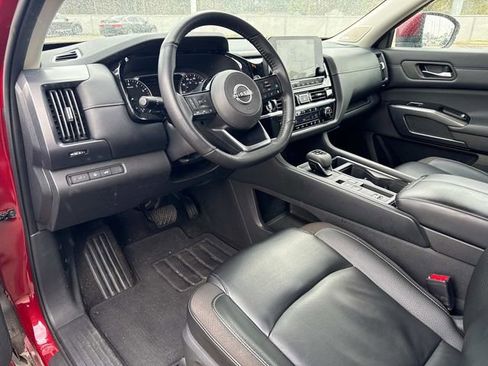 Used 2023 Nissan Pathfinder SL w/ SL Premium Package image 26