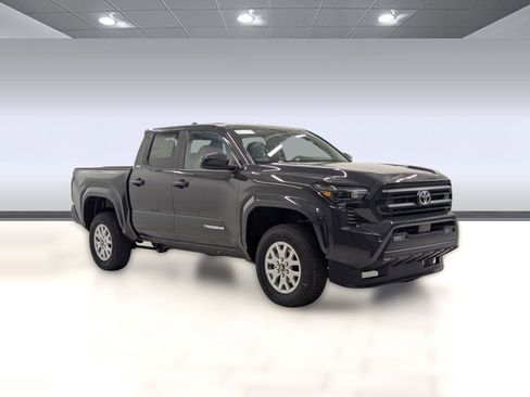 New 2025 Toyota Tacoma SR image 6