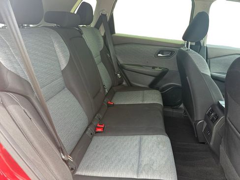 Used 2023 Nissan Rogue SV FWD image 17