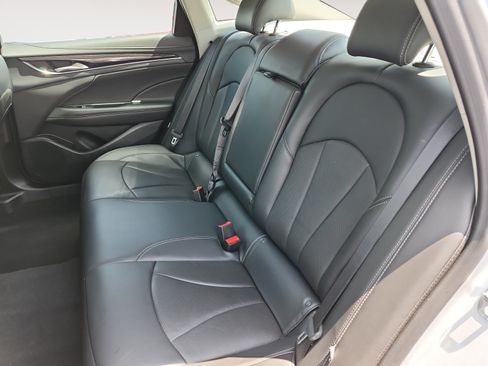 Used 2017 Buick LaCrosse Essence FWD image 14