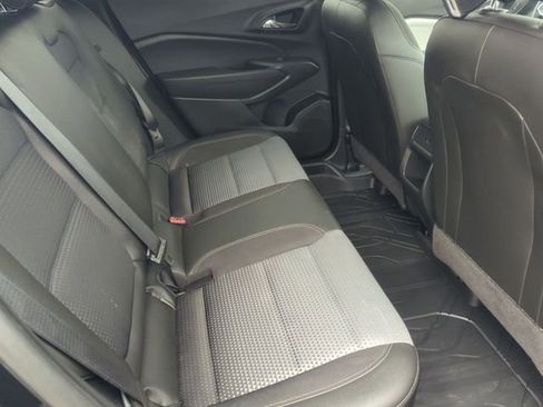 Used 2024 Chevrolet Trax LT w/ Driver Confidence Package FWD image 24