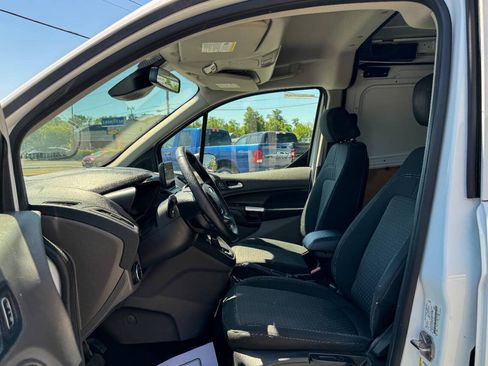 Used 2019 Ford Transit Connect XLT FWD image 19