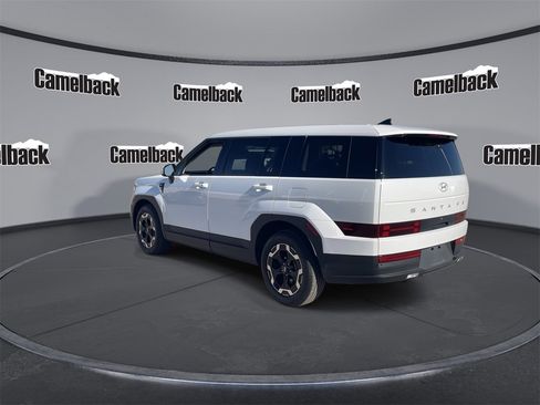 Used 2025 Hyundai Santa Fe SE image 5