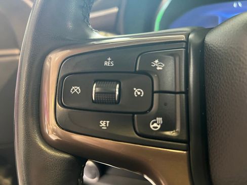 Used 2023 Chevrolet Suburban High Country AWD/4WD image 23