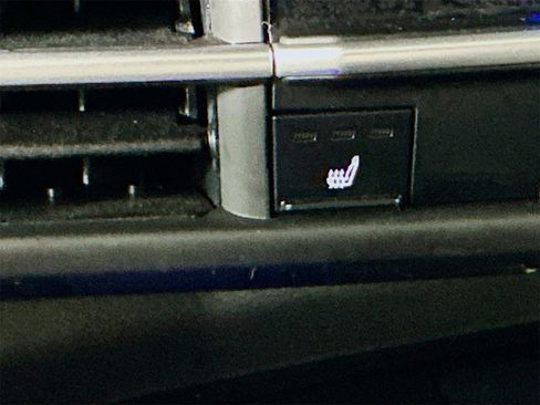 Certified 2025 Toyota Sienna XSE image 20