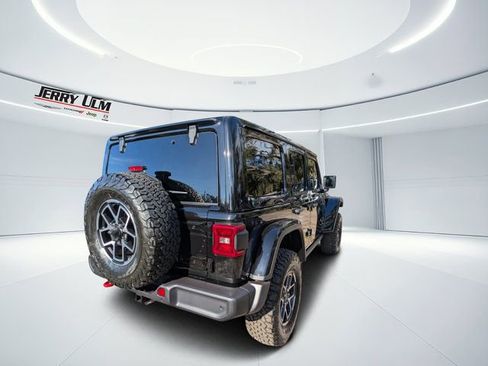 New 2026 Jeep Wrangler Unlimited Rubicon w/ Safety Group image 3