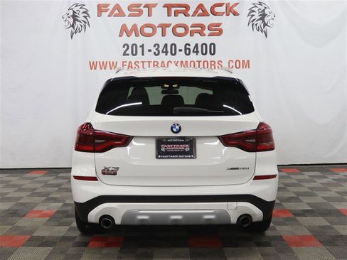 Used 2019 BMW X3 xDrive30i w/ Premium Package image 5