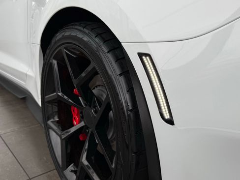 Used 2018 Chevrolet Camaro SS image 15