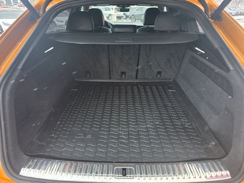 Used 2019 Audi Q8 Prestige w/ Luxury Package image 6