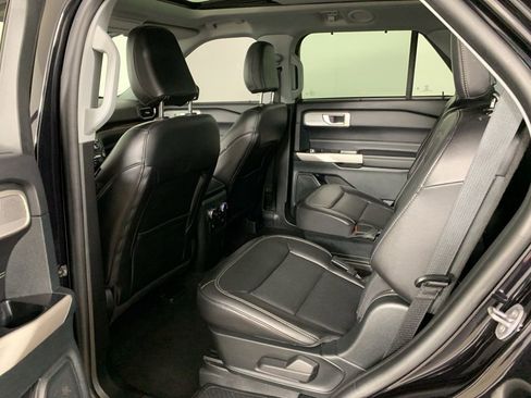 Used 2023 Ford Explorer Limited w/ Equipment Group 301A image 36