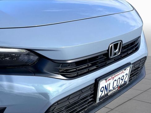 Used 2022 Honda Civic Touring image 29