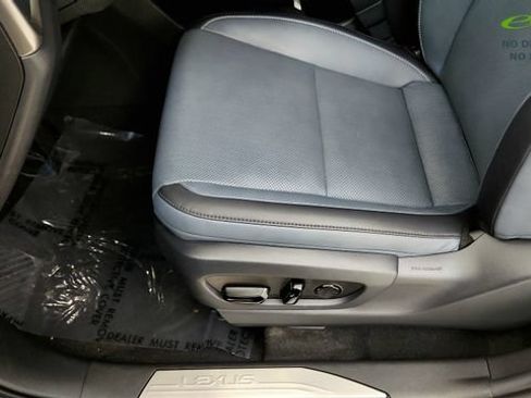 Used 2026 Lexus RZ 350e 2WD w/ Convenience Package image 48