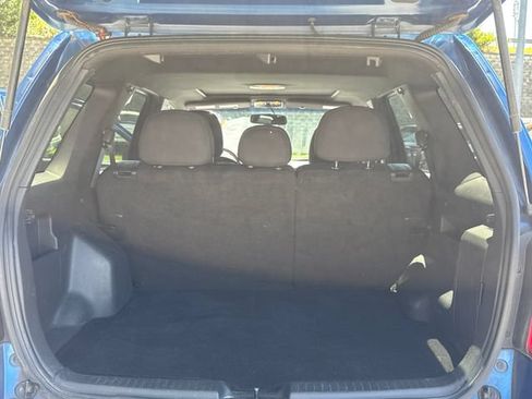 Used 2011 Ford Escape XLT w/ 201A Rapid Spec Order Code FWD image 12