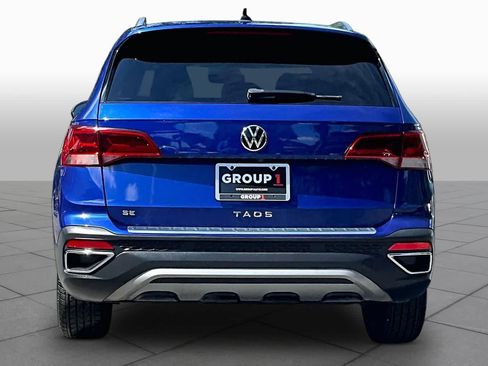Used 2023 Volkswagen Taos SE FWD image 5