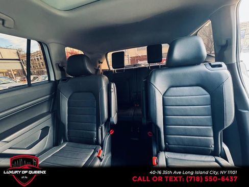 Used 2018 Volkswagen Atlas SEL Premium AWD/4WD image 18