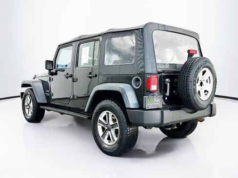 Used 2015 Jeep Wrangler Unlimited Sport w/ Connectivity Group AWD/4WD image 5