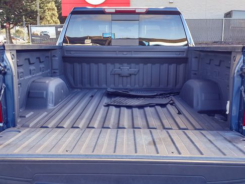 Used 2022 Chevrolet Silverado 1500 RST w/ Convenience Package II image 16