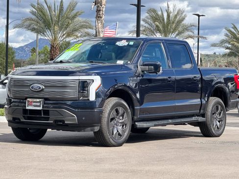 Used 2023 Ford F150 Lightning Lariat w/ Equipment Group 511A High image 8