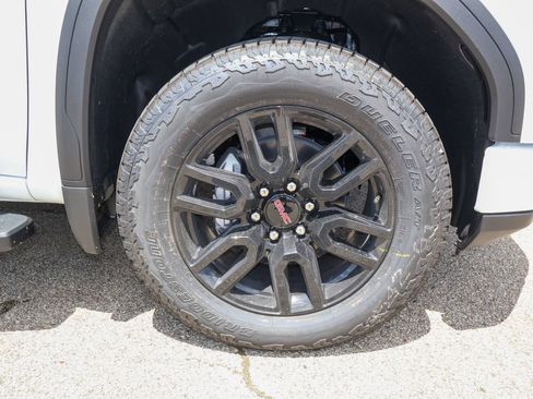 New 2026 GMC Sierra 1500 Elevation w/ Elevation Premium Package AWD/4WD image 31