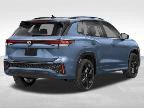 New 2026 Volkswagen Tiguan SE R-Line AWD/4WD image 2