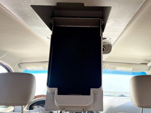 Used 2011 Nissan Armada SV image 44