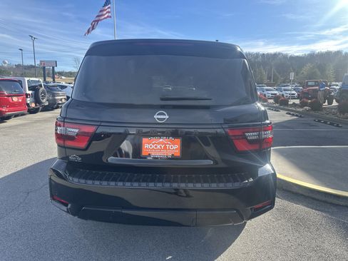 Used 2021 Nissan Armada SL w/ Midnight Edition Package image 8