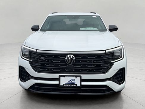 New 2026 Volkswagen Atlas Cross Sport SEL R-Line AWD/4WD image 2