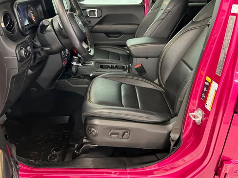 Used 2024 Jeep Wrangler Unlimited Rubicon 392 image 17