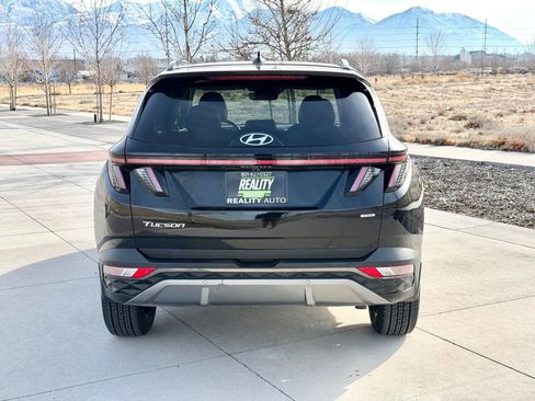 Used 2023 Hyundai Tucson Limited image 6