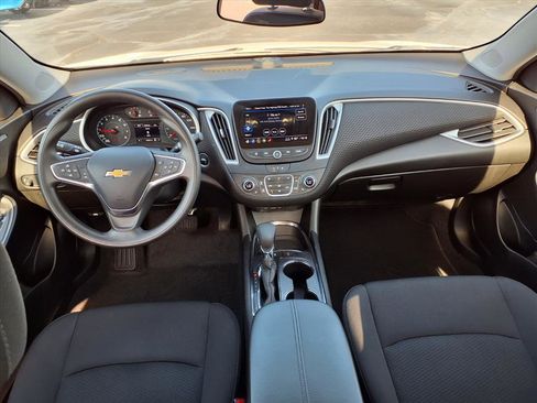 Used 2024 Chevrolet Malibu LT image 27