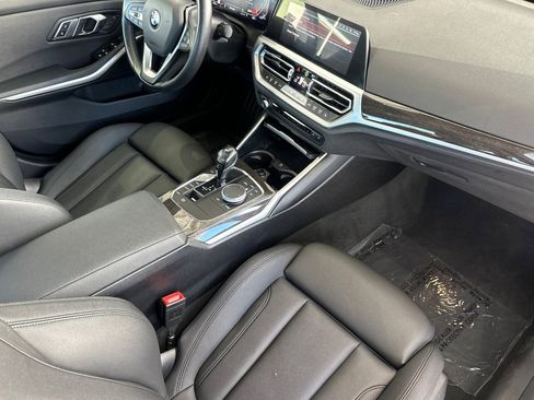 Used 2019 BMW 330i Sedan w/ Convenience Package RWD image 19