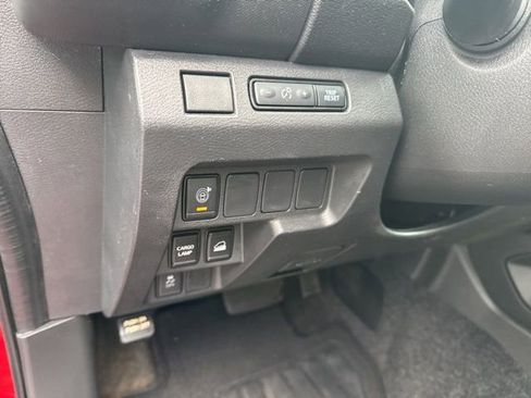 Used 2023 Nissan Frontier S 4D Crew Cab image 13