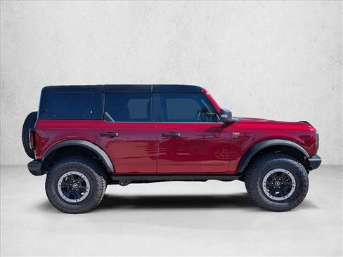 New 2025 Ford Bronco Badlands image 4