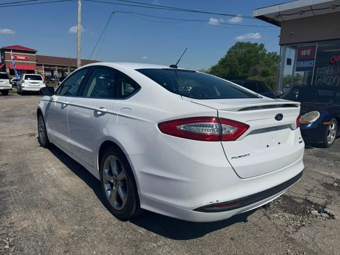 Used 2014 Ford Fusion SE w/ Equipment Group 201A FWD image 5
