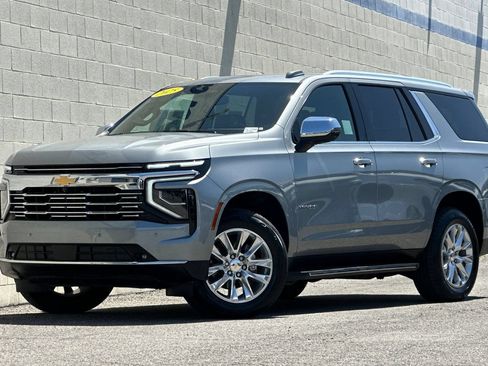 Certified 2025 Chevrolet Tahoe Premier AWD/4WD image 8