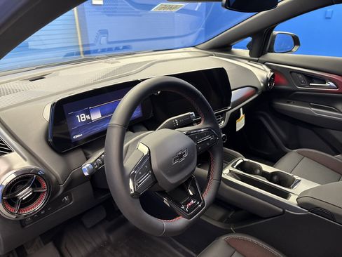 New 2026 Chevrolet Equinox EV RS image 11