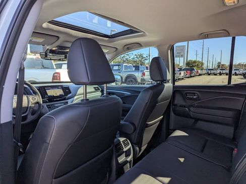 Used 2023 Honda Ridgeline RTL-E image 18